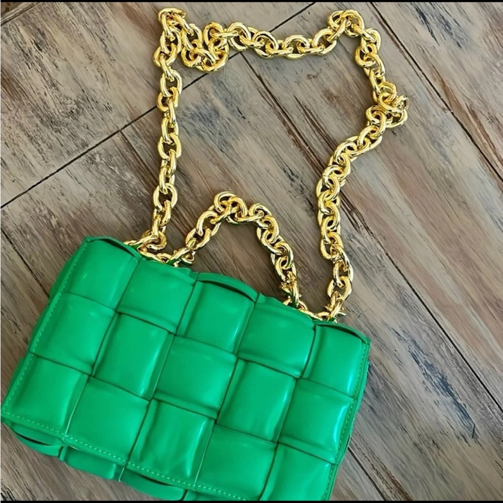 Evalulu padded cassette leather bag green new